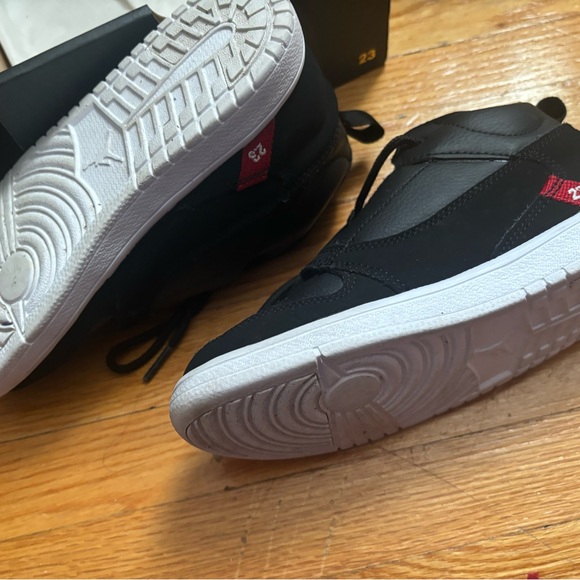 🔥 JORDANS FADEAWAY KICKS - Picture 5 of 7